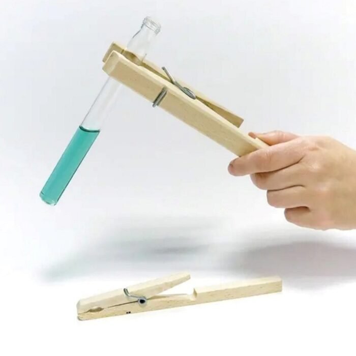 PINZA DE MADERA